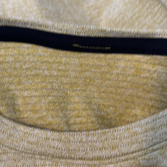 Lululemon men’s green long sleeve athletic shirt size medium - Picture 7 of 7